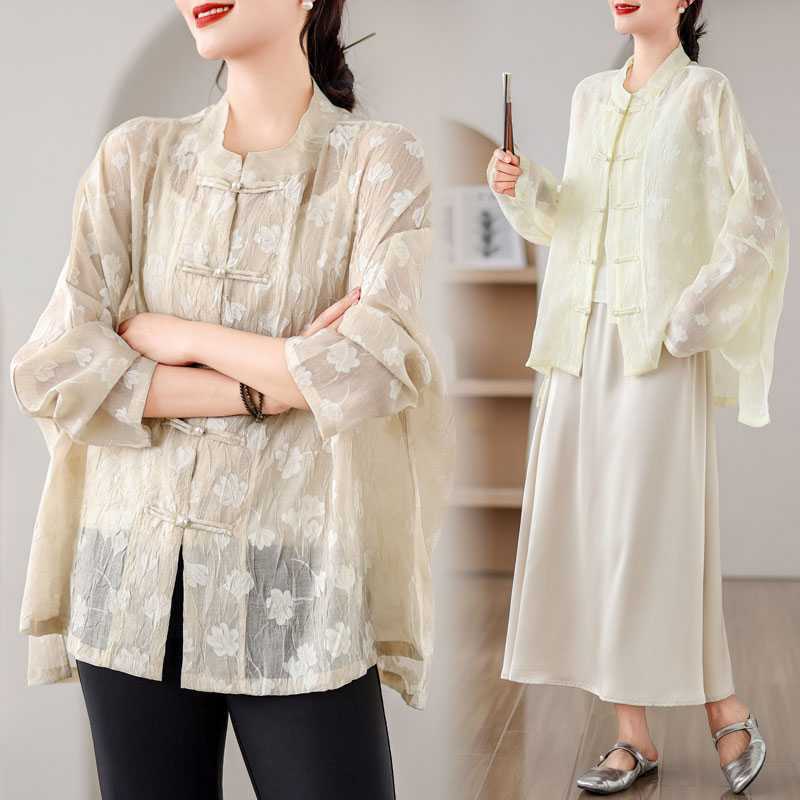 【急速出荷!】夏 「ファットガール」2024夏シアーシャツUVカットブラウス中華風大きいサイズ体型カバーお尻すっぽりサテンシャツ紫外線対策冷房対策チャイナカーディガン 【急速出荷!】夏 「ファットガール」2024夏シアーシャツUVカットブラウス中華風大きいサイズ体型カバーお尻すっぽりサテンシャツ紫外線対策冷房対策チャイナカーディガン