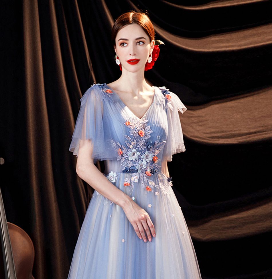 【2枚購入で100円OFF】レディース ウェディングドレス カラードレス 結婚式 花嫁 披露宴 刺繍 二次会 パーティードレス 演奏会 お嫁さん 発表会 ブルー 【2枚購入で100円OFF】レディース ウェディングドレス カラードレス 結婚式 花嫁 披露宴 刺繍 二次会 パーティードレス 演奏会 お嫁さん 発表会 ブルー