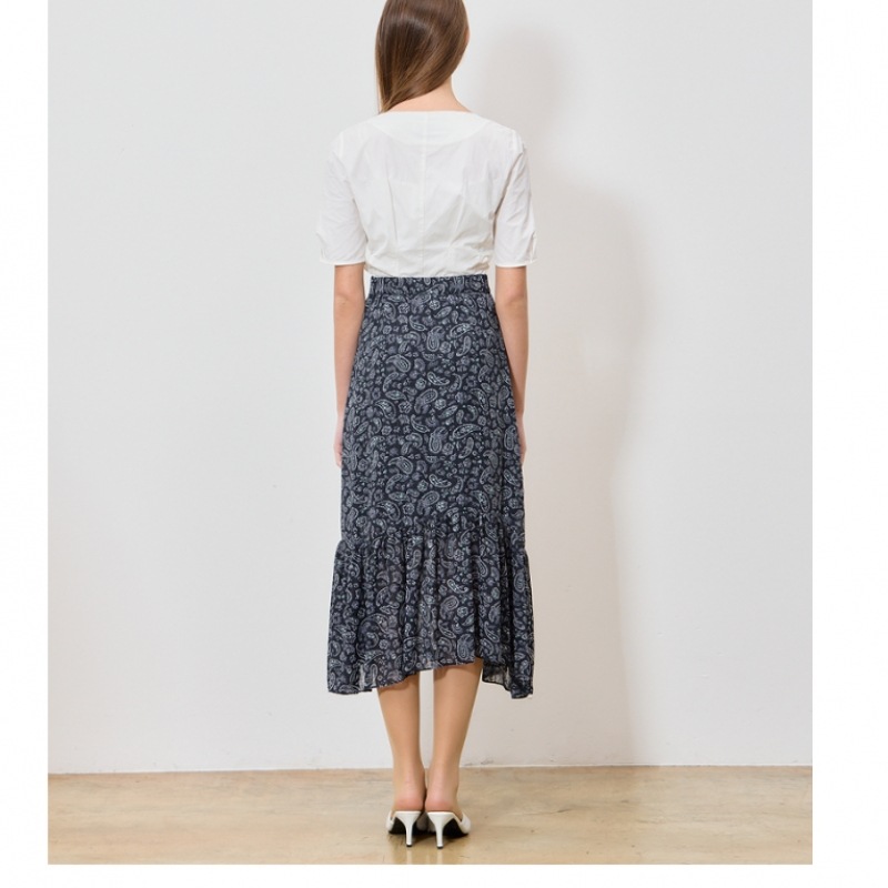 [She Miss] アリスペイズリープリントスカート (価格:218,000ウォン)