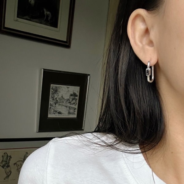 Qoo10] justLoveR. bts suga着用 Prism Ear