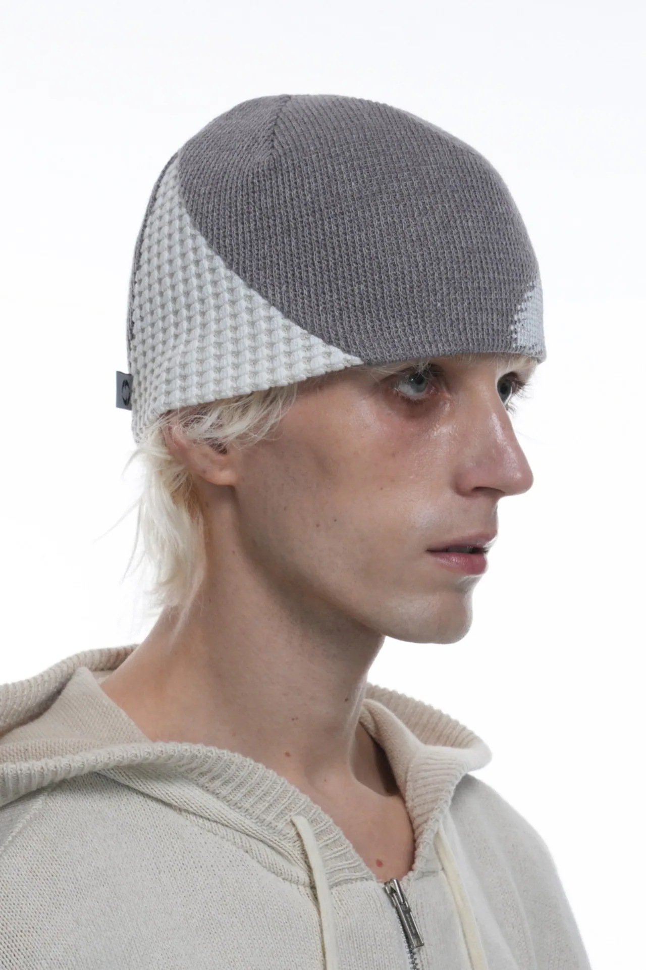 LOGO TWO - TONE BEANIE [GREY] ニット帽