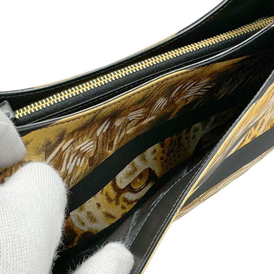 サルヴァトーレフェラガモ Salvatore Ferragamo ショルダーバッグ ガンチーニ キャンバス/レザー ブラウン/ブラック ゴールド レディース n0608 サルヴァトーレフェラガモ Salvatore Ferragamo ショルダーバッグ ガンチーニ キャンバス/レザー ブラウン/ブラック ゴールド レディース n0608