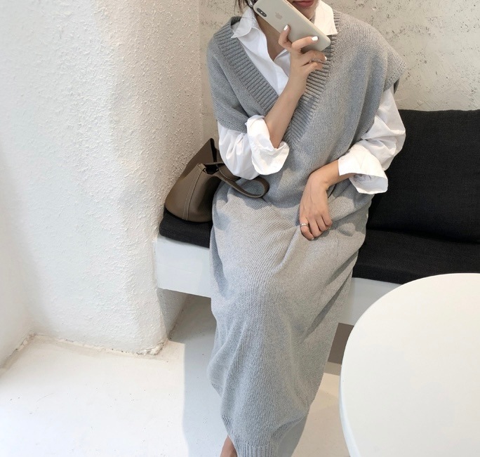 ワンピース プルオーバー シャツワンピース フレアワンピース ロング丈 マキシ丈 アンクル丈 袖あり 七分袖 Vネック スリム 細身 ストレート バットスリーブ ニット 薄手 きれいめ シンプル