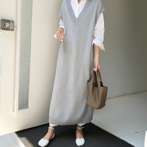 ワンピース プルオーバー シャツワンピース フレアワンピース ロング丈 マキシ丈 アンクル丈 袖あり 七分袖 Vネック スリム 細身 ストレート バットスリーブ ニット 薄手 きれいめ シンプル