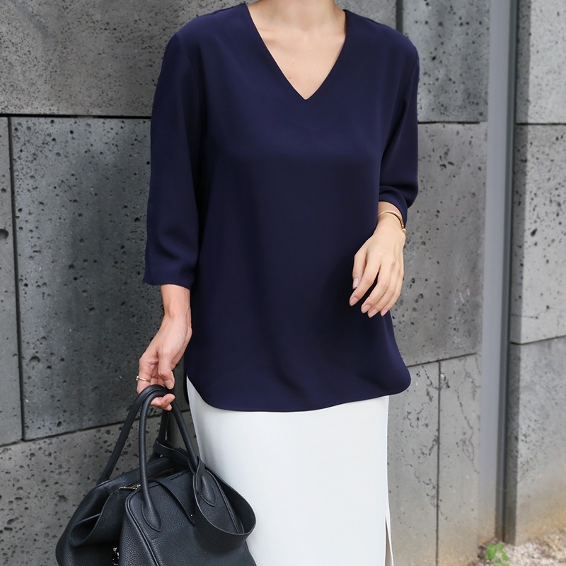 [The Bree]自体製作女子力アップの基本当日発送!V-neck ブラウス