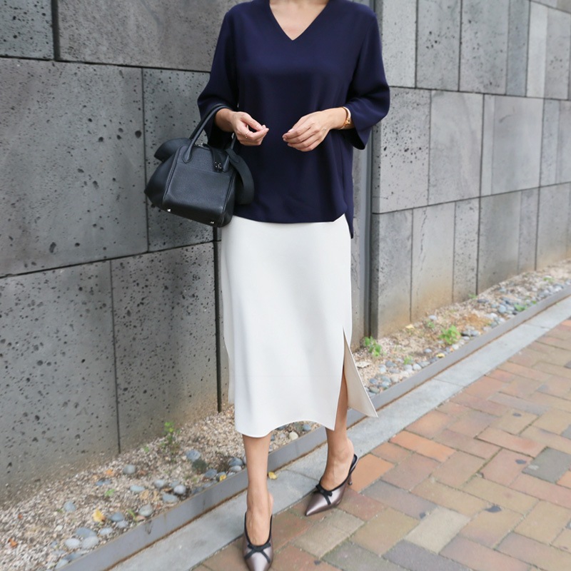 [The Bree]自体製作女子力アップの基本当日発送!V-neck ブラウス