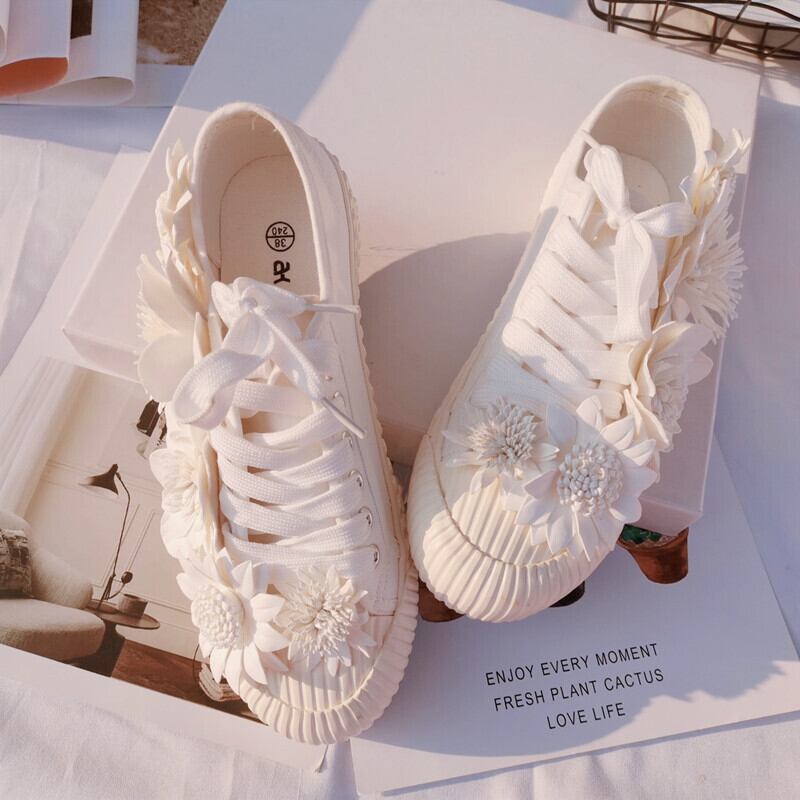 スニーカー ローカット 厚底 l レディース 白 無地 ゴムソール 花 モチーフ 個性的 レースアップ レースアップ 靴 くつ 運動靴 ラバーソール かわいい かっこいい カジュアル 白スニーカー スニーカー ローカット 厚底 l レディース 白 無地 ゴムソール 花 モチーフ 個性的 レースアップ レースアップ 靴 くつ 運動靴 ラバーソール かわいい かっこいい カジュアル 白スニーカー