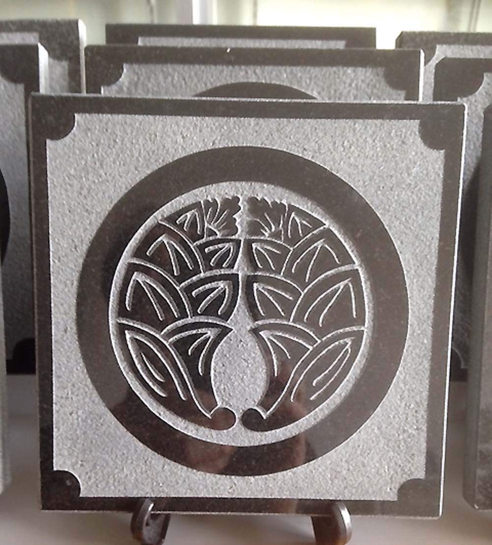 御影石の家紋プレート 黒御影石 NO.2 代表的な家紋8種類