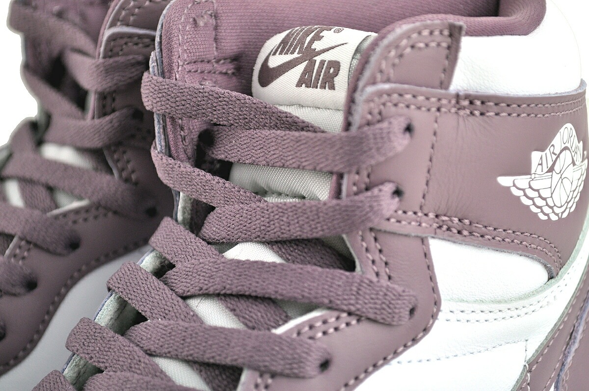 エアジョーダン 1 レトロ ハイ オージー ホワイト スカイモーブ dz5485-105