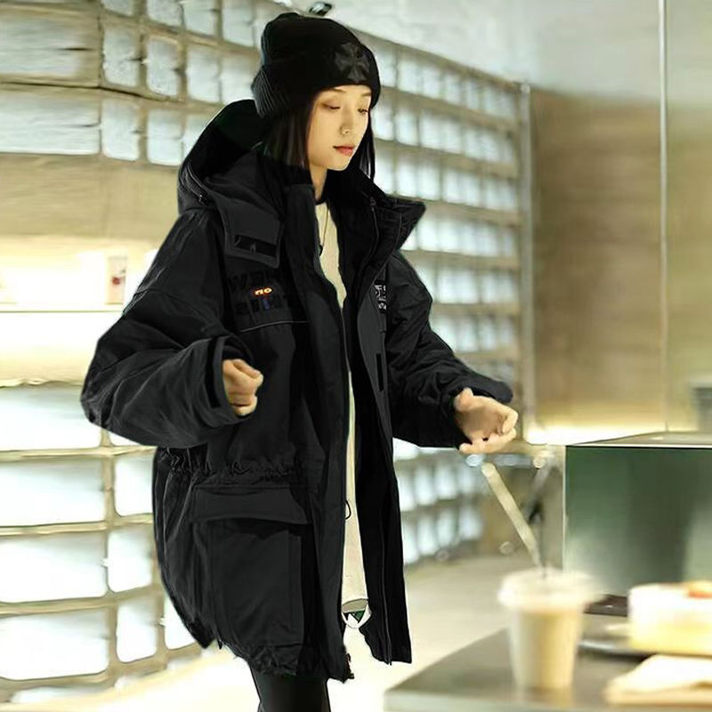 アウターダウンジャケットコート厚手ジャケット 流行り フード付き こうぐふう 裹起毛厚手 韓国版はデザイン感がゆったりしている セミロング 冬新作日系ダウンコットンジャケット 百掛け 快適 コーデ