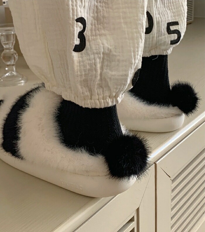 スリッパ ルームシューズ レディース ふわふわ パンダ ぺたんこ 快適 室内履き 洗える リビング 暖かい 可愛い 冷え対策 素足で履きたいふかふかムートンルームシューズ もこもこ あったか ソフト スリッパ ルームシューズ レディース ふわふわ パンダ ぺたんこ 快適 室内履き 洗える リビング 暖かい 可愛い 冷え対策 素足で履きたいふかふかムートンルームシューズ もこもこ あったか ソフト