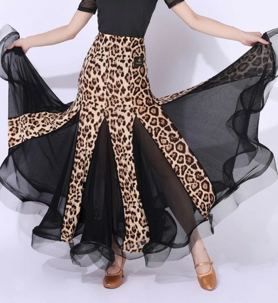 社交ダンススカート 練習着 社交ダンス スカート フレアスカート ヒョウ柄 レオパ柄 レオパード 黒 ブラック ゴムスカート レッスン用 レディース ラテンスカート 競技ダンス モダン 演奏会 発表会 社交ダンススカート 練習着 社交ダンス スカート フレアスカート ヒョウ柄 レオパ柄 レオパード 黒 ブラック ゴムスカート レッスン用 レディース ラテンスカート 競技ダンス モダン 演奏会 発表会