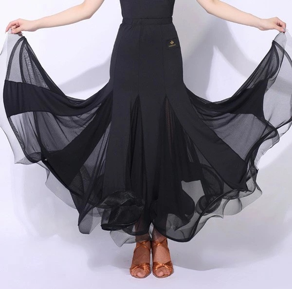 社交ダンススカート 練習着 社交ダンス スカート フレアスカート ヒョウ柄 レオパ柄 レオパード 黒 ブラック ゴムスカート レッスン用 レディース ラテンスカート 競技ダンス モダン 演奏会 発表会 社交ダンススカート 練習着 社交ダンス スカート フレアスカート ヒョウ柄 レオパ柄 レオパード 黒 ブラック ゴムスカート レッスン用 レディース ラテンスカート 競技ダンス モダン 演奏会 発表会