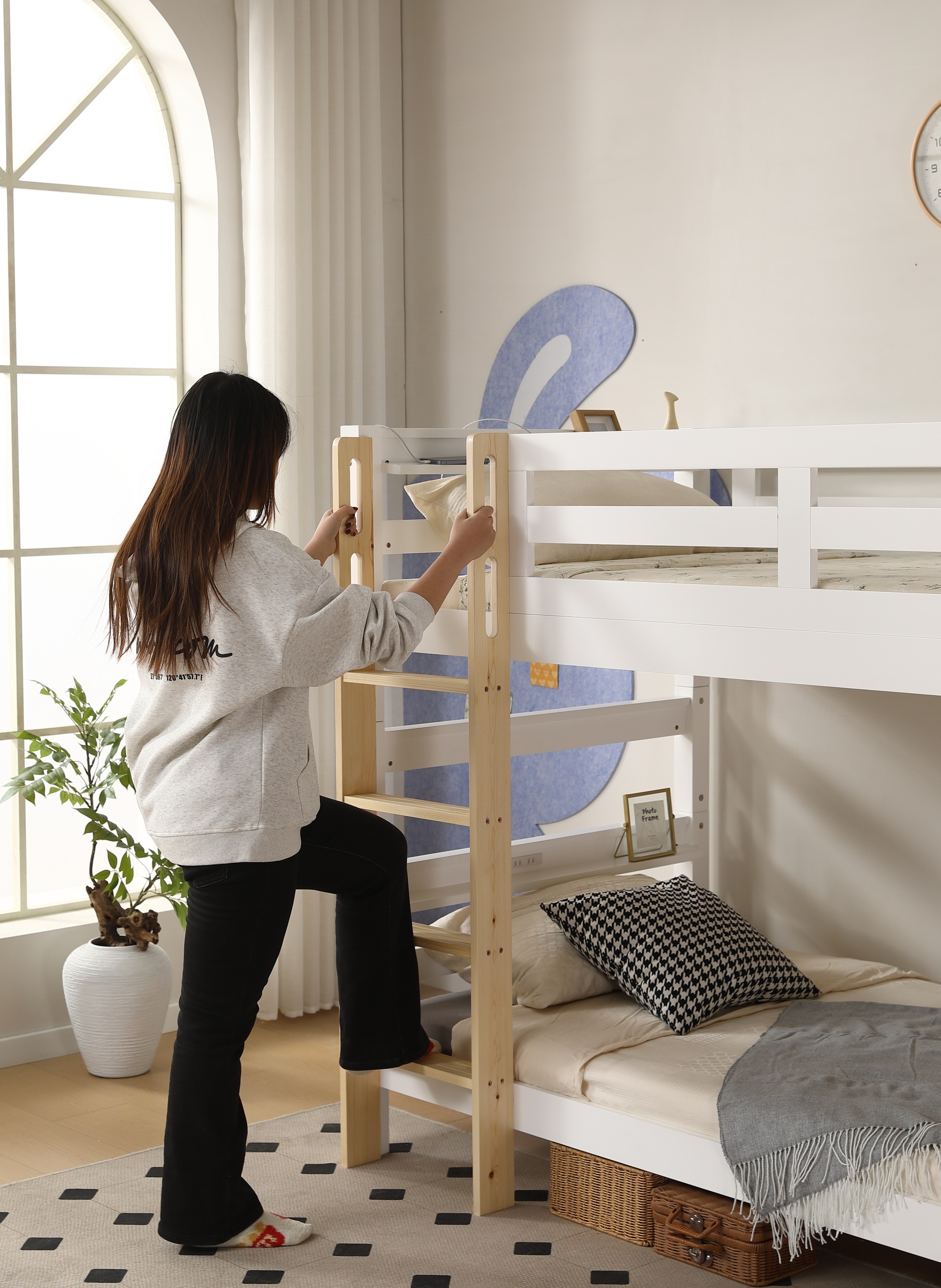 404ロフトベッド 木製 シングル 分割可能 省スペース システムベッド ロフトベッド 木製ベッド 天然木 収納 北欧風 子供 大人 一人暮らし 【ホワイト】416 404ロフトベッド 木製 シングル 分割可能 省スペース システムベッド ロフトベッド 木製ベッド 天然木 収納 北欧風 子供 大人 一人暮らし 【ホワイト】416