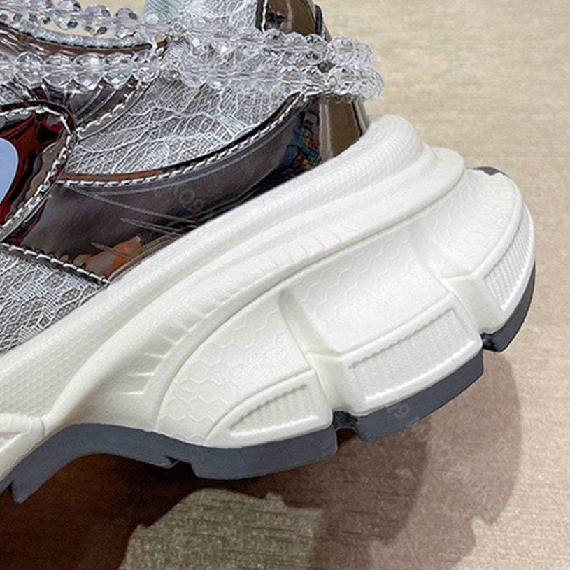 1000円OFFクーポン ヒールスニーカー 大きいサイズ レディース 紐靴 ローカット カジュアルシューズ 歩きやすい スニーカー ローヒール ウォーキング 快適 履きやすい 旅行 トラベル 通学 仕 1000円OFFクーポン ヒールスニーカー 大きいサイズ レディース 紐靴 ローカット カジュアルシューズ 歩きやすい スニーカー ローヒール ウォーキング 快適 履きやすい 旅行 トラベル 通学 仕