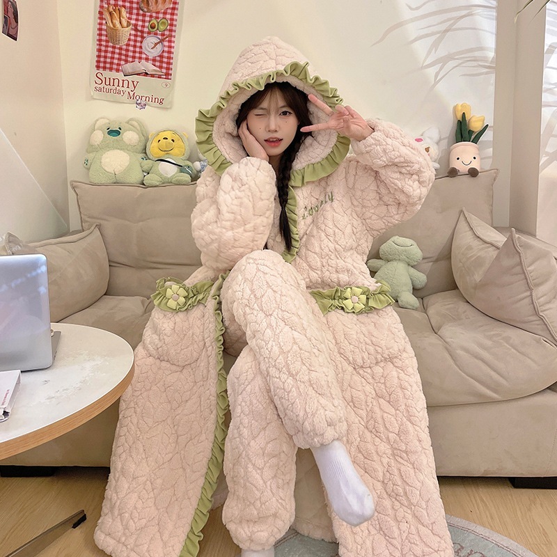 新しい冬の寝衣の女性は綿を挟んだ秋冬のサンゴのパジャマ恐竜のかわいい家庭服を厚くした 新しい冬の寝衣の女性は綿を挟んだ秋冬のサンゴのパジャマ恐竜のかわいい家庭服を厚くした