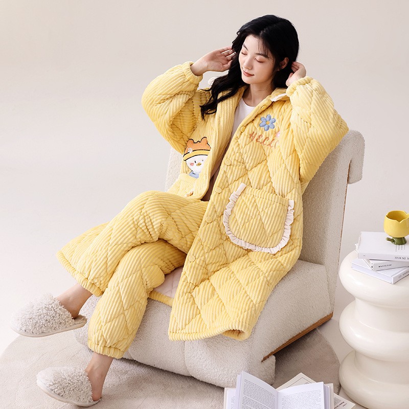 新しい冬の寝衣の女性は綿を挟んだ秋冬のサンゴのパジャマ恐竜のかわいい家庭服を厚くした 新しい冬の寝衣の女性は綿を挟んだ秋冬のサンゴのパジャマ恐竜のかわいい家庭服を厚くした