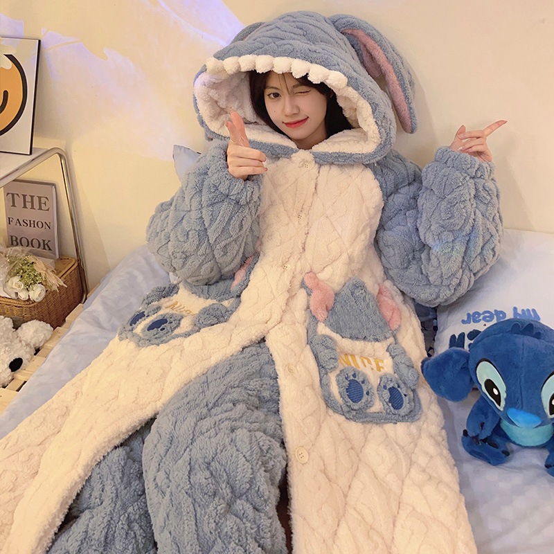 新しい冬の寝衣の女性は綿を挟んだ秋冬のサンゴのパジャマ恐竜のかわいい家庭服を厚くした 新しい冬の寝衣の女性は綿を挟んだ秋冬のサンゴのパジャマ恐竜のかわいい家庭服を厚くした