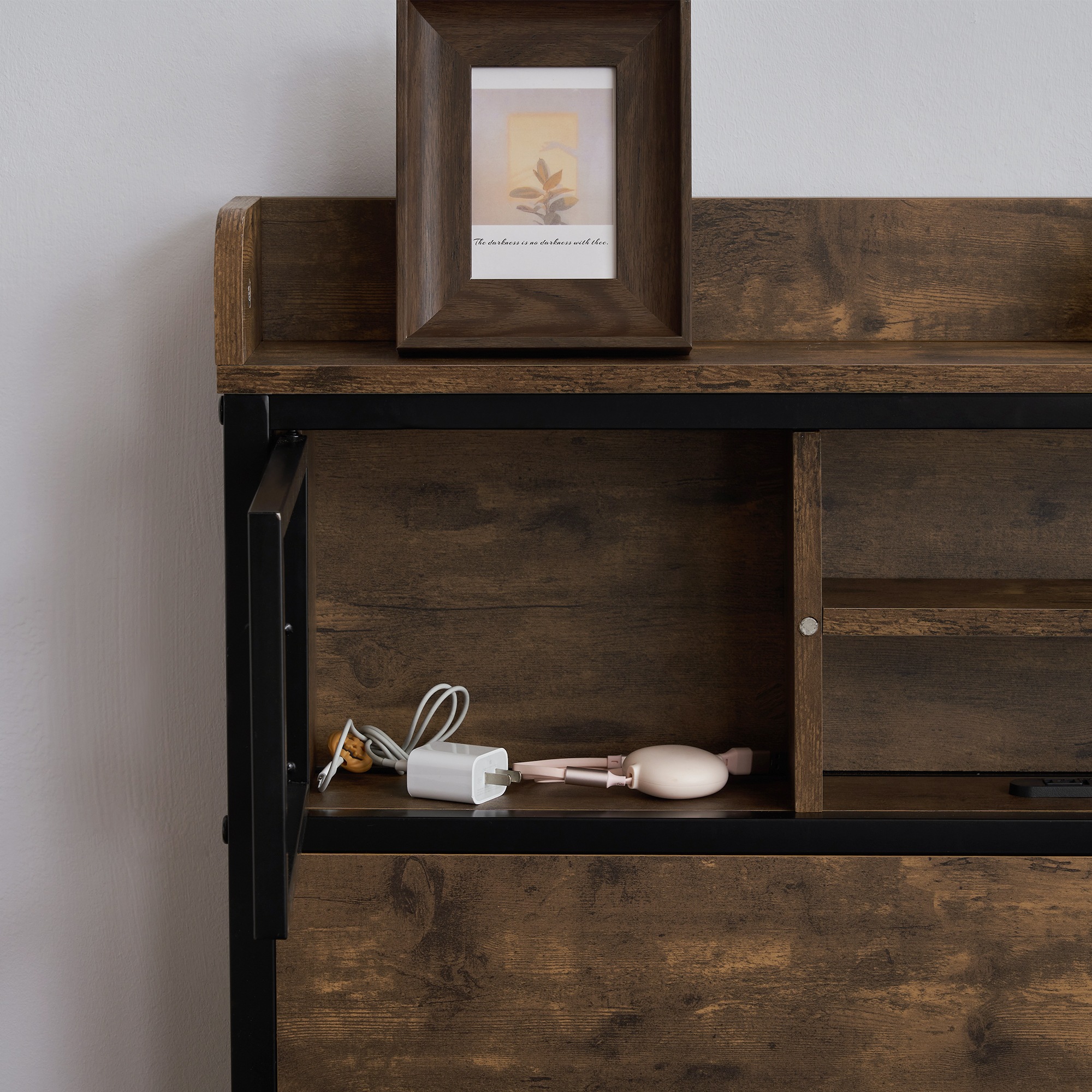 【即日発送 送.料.無.料】S ベッドフレーム シングル シングルベッド パイプベッド コンセント付き 宮付き 木 コンセント ベッド 木製 下収納 スチール おしゃれ ヴィンテージ風 アイアンベッド 【即日発送 送.料.無.料】S ベッドフレーム シングル シングルベッド パイプベッド コンセント付き 宮付き 木 コンセント ベッド 木製 下収納 スチール おしゃれ ヴィンテージ風 アイアンベッド