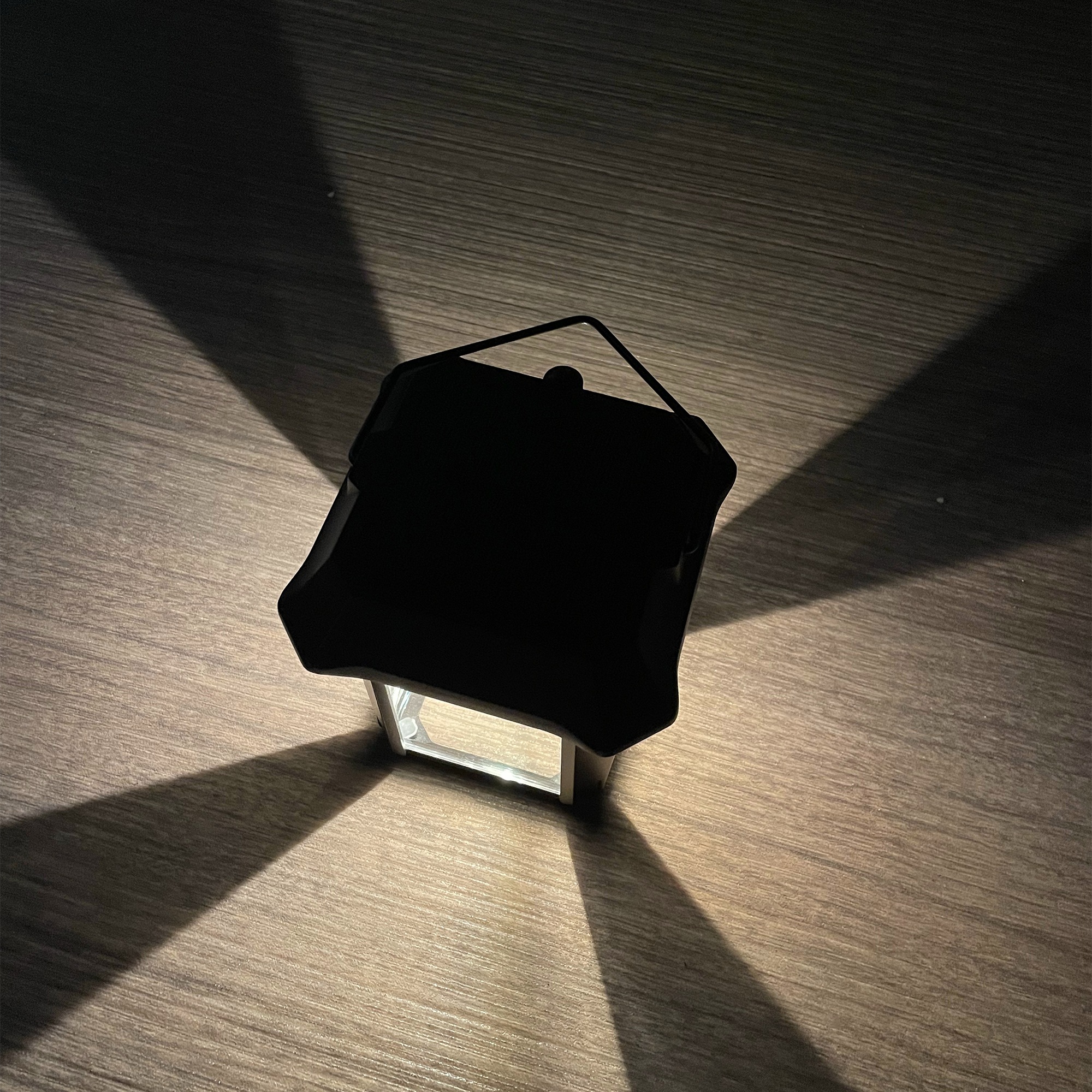 ランタン ソーラーライト【2個セット】 LED ガーデンライト 屋外 防水 暖色IP65 防水 大容量電池 夜間自動点灯 壁掛け 庭先 表玄関 廊下駐車場 ガーデン 停電時適用 Uni Buty ランタン ソーラーライト【2個セット】 LED ガーデンライト 屋外 防水 暖色IP65 防水 大容量電池 夜間自動点灯 壁掛け 庭先 表玄関 廊下駐車場 ガーデン 停電時適用 Uni Buty