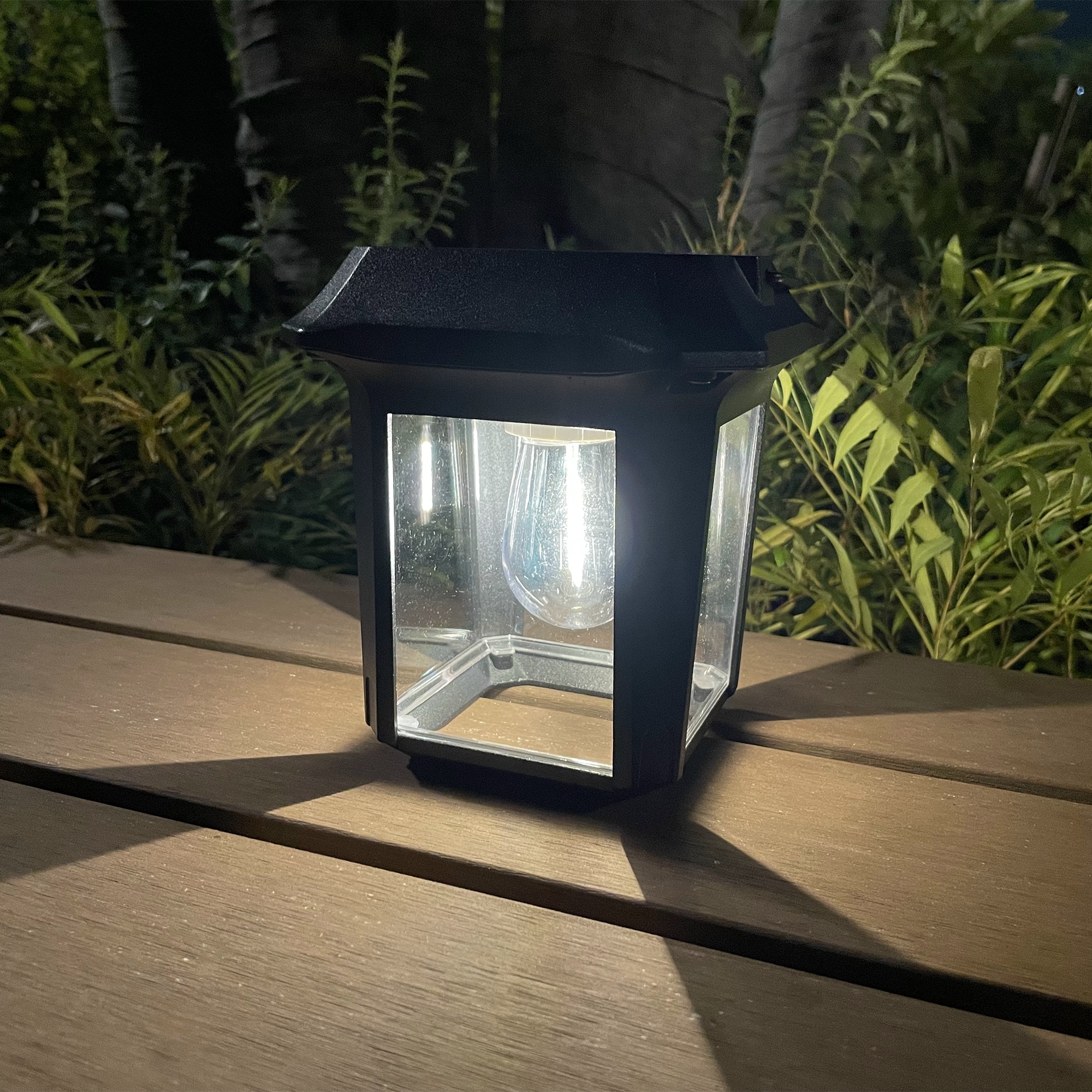 ランタン ソーラーライト【2個セット】 LED ガーデンライト 屋外 防水 暖色IP65 防水 大容量電池 夜間自動点灯 壁掛け 庭先 表玄関 廊下駐車場 ガーデン 停電時適用 Uni Buty ランタン ソーラーライト【2個セット】 LED ガーデンライト 屋外 防水 暖色IP65 防水 大容量電池 夜間自動点灯 壁掛け 庭先 表玄関 廊下駐車場 ガーデン 停電時適用 Uni Buty