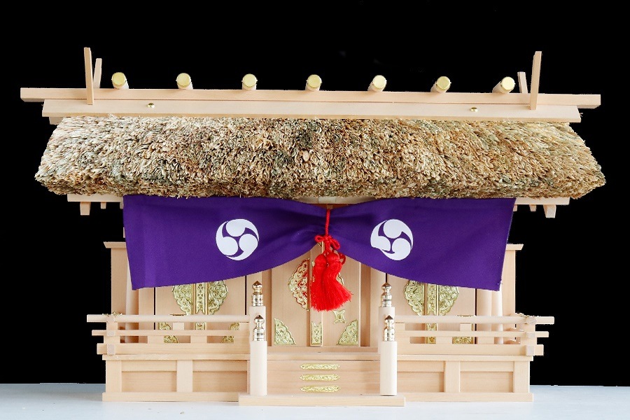 神棚 茅葺き 通し... : 日用品雑貨 三社 単品 通し屋根 超歓迎新作