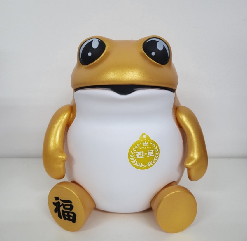 Qoo10] 眞露 黄金の幸運ガエル フィギュア ゴールドト