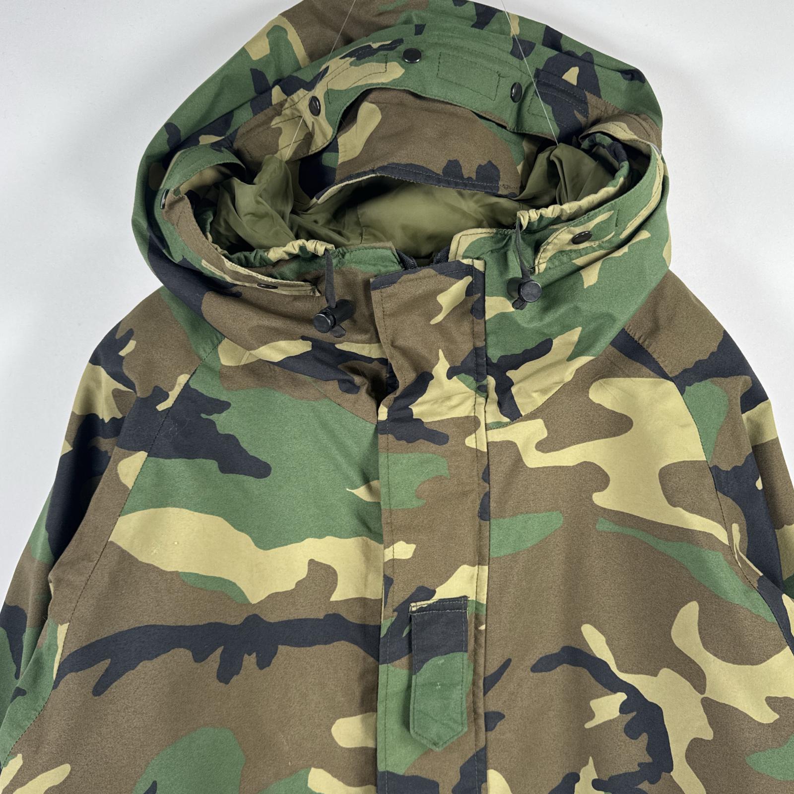 古着 90s/90年代 ヴィンテージ ミリタリージャケット ECWCS GORE-TEX ウッドランドカモ ゴアテックスパーカー 米軍 実物 large long メンズ