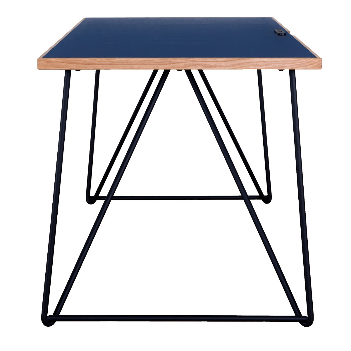 ワークデスク 幅135cm メラミン天板 グレイス デスク シンプル 机 パソコンデスク USBポート コンセント付き 広め 天板 スタイリッシュ 異素材 リビング 開梱設置 ワークデスク 幅135cm メラミン天板 グレイス デスク シンプル 机 パソコンデスク USBポート コンセント付き 広め 天板 スタイリッシュ 異素材 リビング 開梱設置