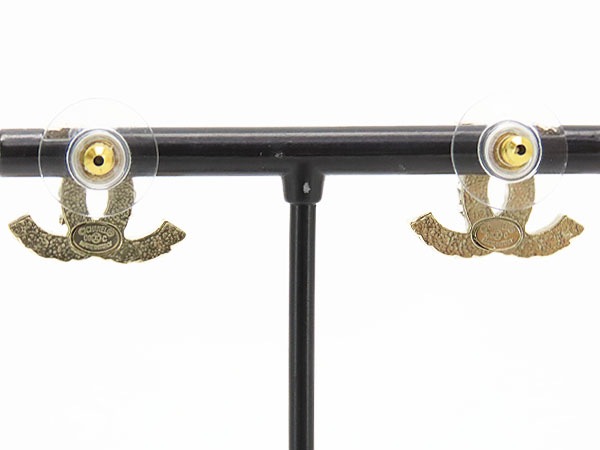 新品同様シャネルココマークストラスラインストーンピアスシャンパンゴールド 新品同様シャネルココマークストラスラインストーンピアスシャンパンゴールド