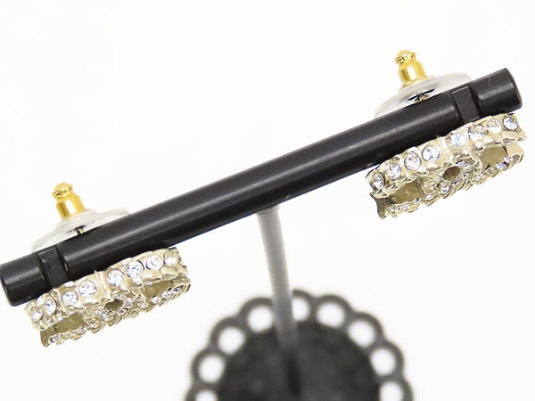 新品同様シャネルココマークストラスラインストーンピアスシャンパンゴールド 新品同様シャネルココマークストラスラインストーンピアスシャンパンゴールド