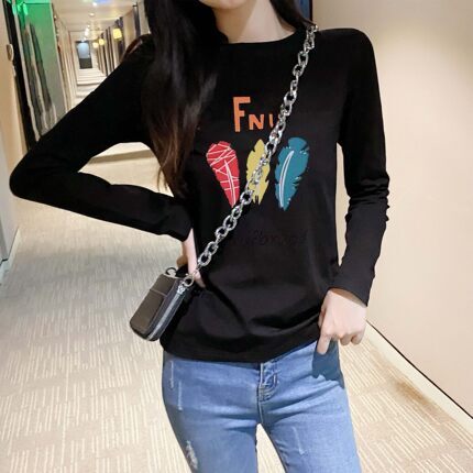 トップス Tシャツ カットソー フーディー 襟なし 長袖 ラウンドネック かわいい 大人可愛い トップス Tシャツ カットソー フーディー 襟なし 長袖 ラウンドネック かわいい 大人可愛い