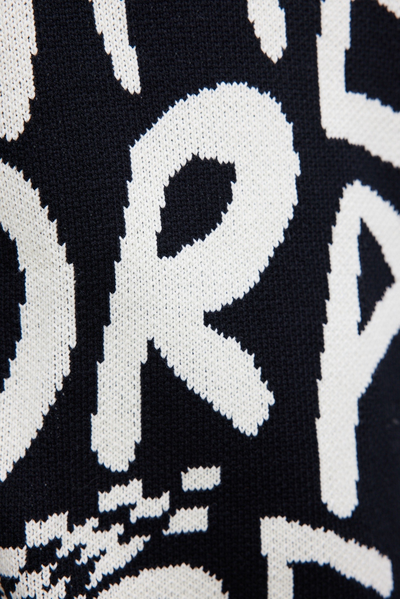 秋 冬 メンズ トレンド ファッション アルファベット 厚手 ルーズ セーター 個性的なデザイン 派手 ブラック XS S M L トップス ニットソー 袖あり 長袖 ニット きれいめ シンプル 秋 冬 メンズ トレンド ファッション アルファベット 厚手 ルーズ セーター 個性的なデザイン 派手 ブラック XS S M L トップス ニットソー 袖あり 長袖 ニット きれいめ シンプル