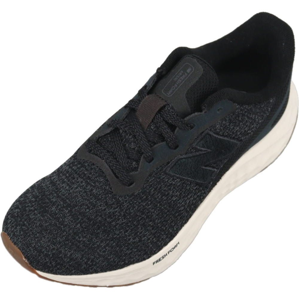 フレッシュフォーム アリシ v4 WARIS AB4 ブラック