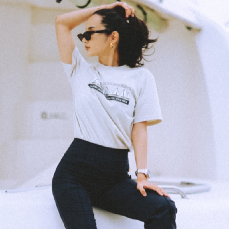 LOSSYROW ヨットクラブハーフスリーブ T シャツベージュ LOSSYROW ヨットクラブハーフスリーブ T シャツベージュ