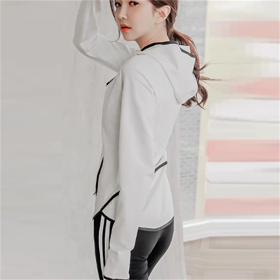 トレーニングウェア 2色 2種類 ジャケット アウター Aライン フレア ファスナー 薄手生地 厚手生地 裏地 可愛い 大人可愛い シンプル カジュアル コンサバ おしゃれ お洒落 高見え ヘルシー