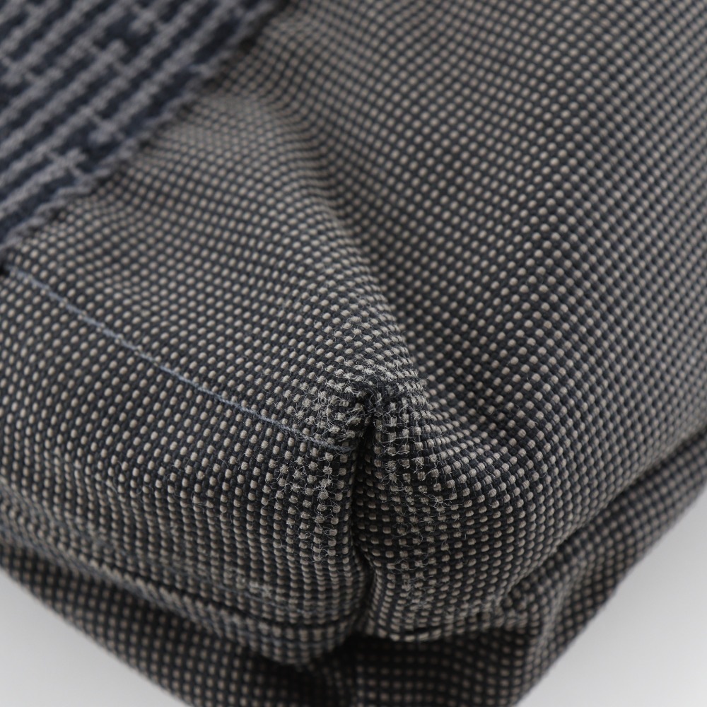 エールライン・カバス トートバッグ ハンドバッグ ナイロンキャンバス グレー ユニセックス 中古品 エールライン・カバス トートバッグ ハンドバッグ ナイロンキャンバス グレー ユニセックス 中古品