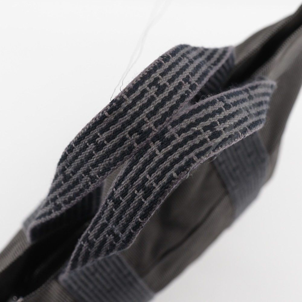 エールライン・カバス トートバッグ ハンドバッグ ナイロンキャンバス グレー ユニセックス 中古品 エールライン・カバス トートバッグ ハンドバッグ ナイロンキャンバス グレー ユニセックス 中古品