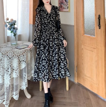 花柄ロングワンピース ワンピース ロング丈 袖あり 綿 花柄 爽やか 大人スタイル 大人可愛い きれいめ シンプル カジュアル 大人 上品 おしゃれ かっこいい レトロ アジアン 大人可愛い 大人女子 花柄ロングワンピース ワンピース ロング丈 袖あり 綿 花柄 爽やか 大人スタイル 大人可愛い きれいめ シンプル カジュアル 大人 上品 おしゃれ かっこいい レトロ アジアン 大人可愛い 大人女子