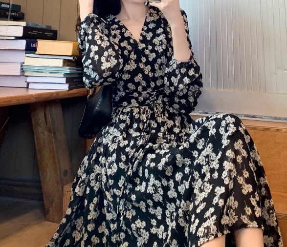 花柄ロングワンピース ワンピース ロング丈 袖あり 綿 花柄 爽やか 大人スタイル 大人可愛い きれいめ シンプル カジュアル 大人 上品 おしゃれ かっこいい レトロ アジアン 大人可愛い 大人女子 花柄ロングワンピース ワンピース ロング丈 袖あり 綿 花柄 爽やか 大人スタイル 大人可愛い きれいめ シンプル カジュアル 大人 上品 おしゃれ かっこいい レトロ アジアン 大人可愛い 大人女子