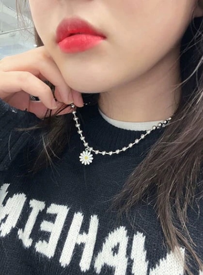 Qoo10 NiRO SERENDIPITY テテ着用 NiRo ネックレス 花 ネッ Qoo10 NiRO SERENDIPITY テテ着用 NiRo ネックレス 花 ネッ