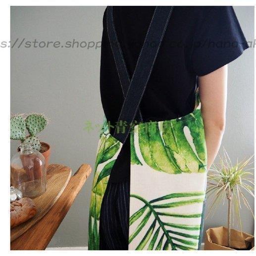 エプロン おしゃれ ワンピース 大きいサイズ オシャレ柄 ボタニカル リーフ 葉っぱ ポケット付き 男女兼用 ゆったり ネイビー ホワイト /[ais22]