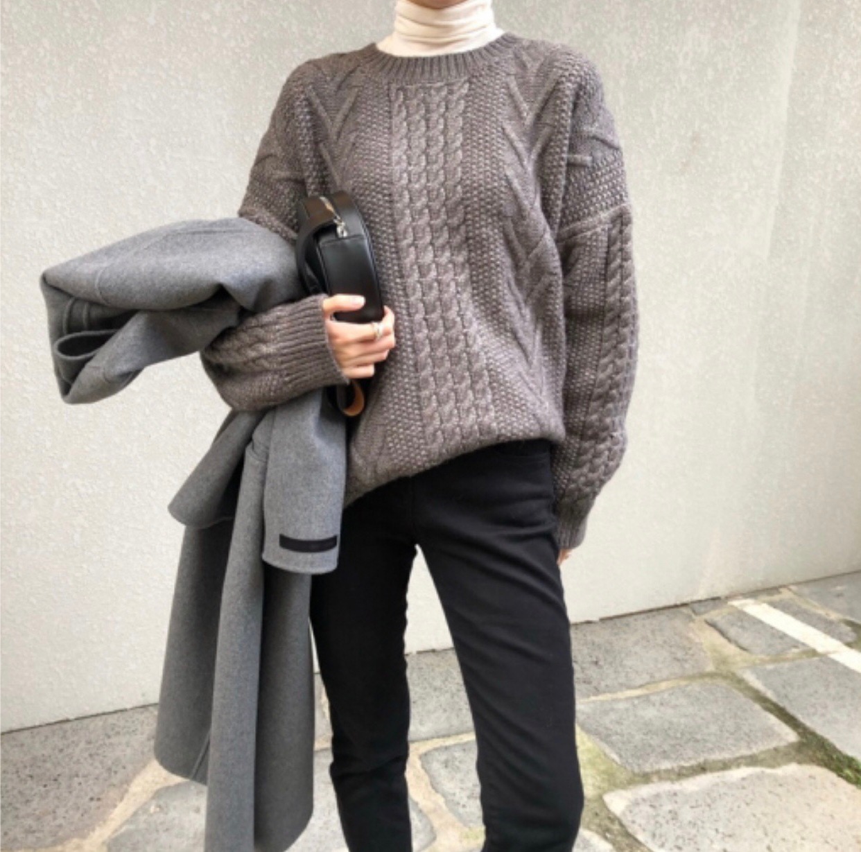 セーター ニット トップス クルーネック ケーブル編み ドロップショルダー オーバーサイズ 長袖 大人可愛い シンプル お洒落 こなれ感 デイリー 普段使い セーター ニット トップス クルーネック ケーブル編み ドロップショルダー オーバーサイズ 長袖 大人可愛い シンプル お洒落 こなれ感 デイリー 普段使い