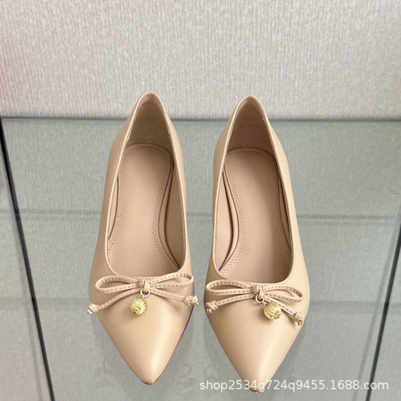 11 2022新しい先の尖ったつま先の浅い口弓弓レトロメタルボールシンヒールシングルシングルシングルシングルシングルシングルレディースファッショナブルなレディースファッショナブルな白いスタイル 11 2022新しい先の尖ったつま先の浅い口弓弓レトロメタルボールシンヒールシングルシングルシングルシングルシングルシングルレディースファッショナブルなレディースファッショナブルな白いスタイル