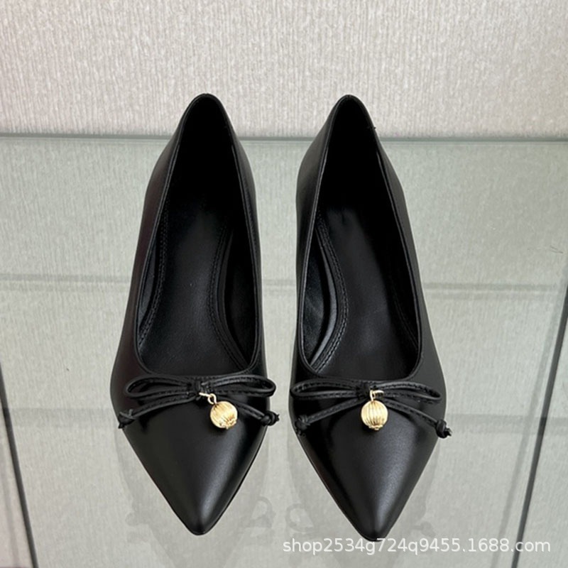 11 2022新しい先の尖ったつま先の浅い口弓弓レトロメタルボールシンヒールシングルシングルシングルシングルシングルシングルレディースファッショナブルなレディースファッショナブルな白いスタイル 11 2022新しい先の尖ったつま先の浅い口弓弓レトロメタルボールシンヒールシングルシングルシングルシングルシングルシングルレディースファッショナブルなレディースファッショナブルな白いスタイル