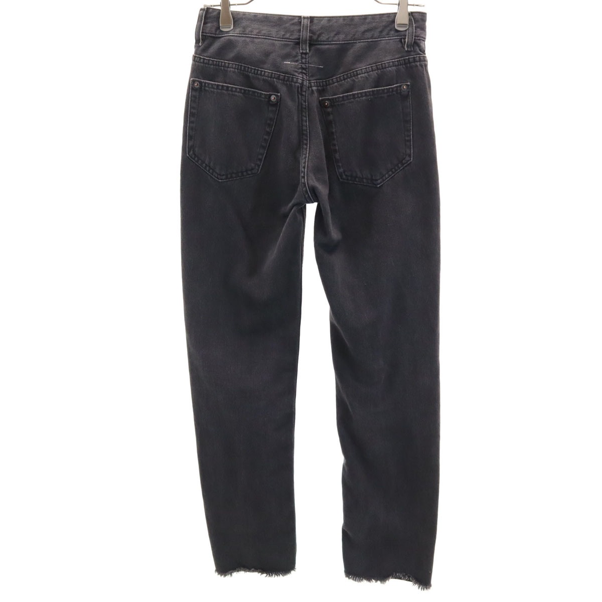 MM6 Maison Margiela エムエムシックス メゾンマルジェラ カットオフ スリムデニムパンツ 38 ブラック系 ジーンズ レディース 古着 MM6 Maison Margiela エムエムシックス メゾンマルジェラ カットオフ スリムデニムパンツ 38 ブラック系 ジーンズ レディース 古着