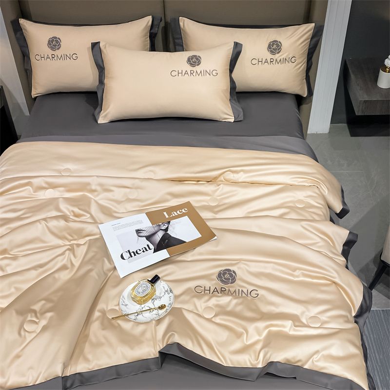 寝具 アイスシルクの夏の掛け布団4ピース涼感エアコン掛け布団シングルダブル