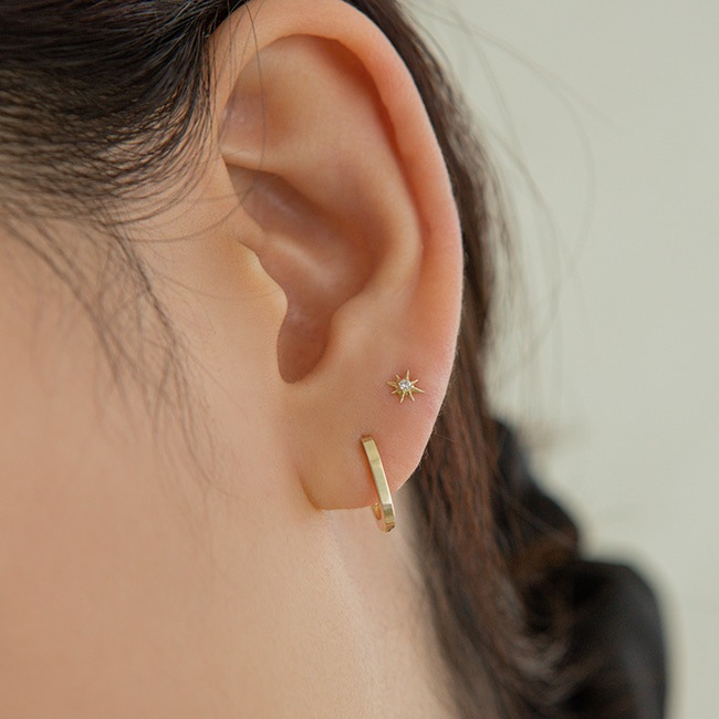 LUNNE 14k フラグメントキュービックピアス (14k ゴールド) S11 LUNNE 14k フラグメントキュービックピアス (14k ゴールド) S11