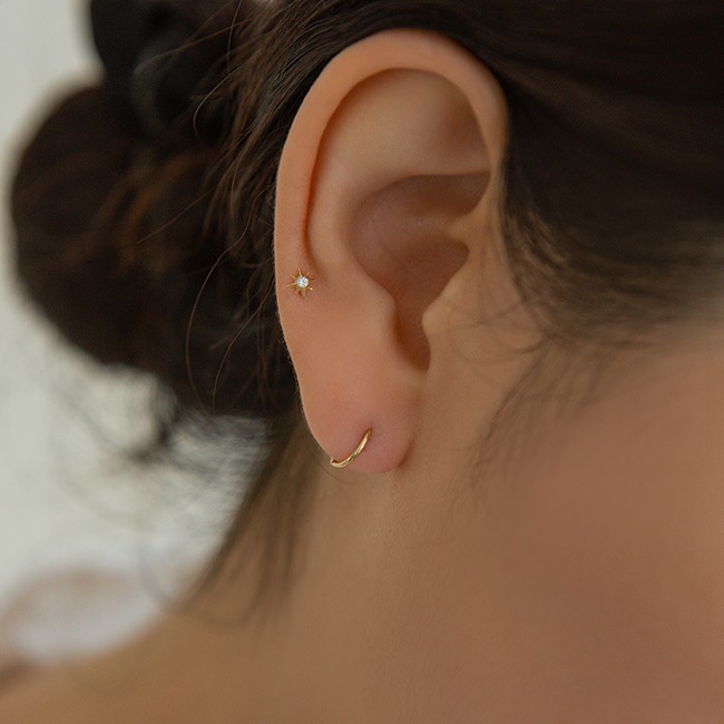 LUNNE 14k フラグメントキュービックピアス (14k ゴールド) S11 LUNNE 14k フラグメントキュービックピアス (14k ゴールド) S11