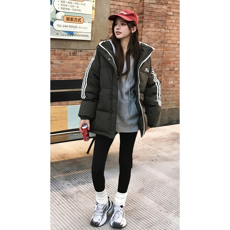 2024年カップルアメリカのレトロなアルファベット立襟綿服男女縞潮牌ゆるい学院風綿服コート